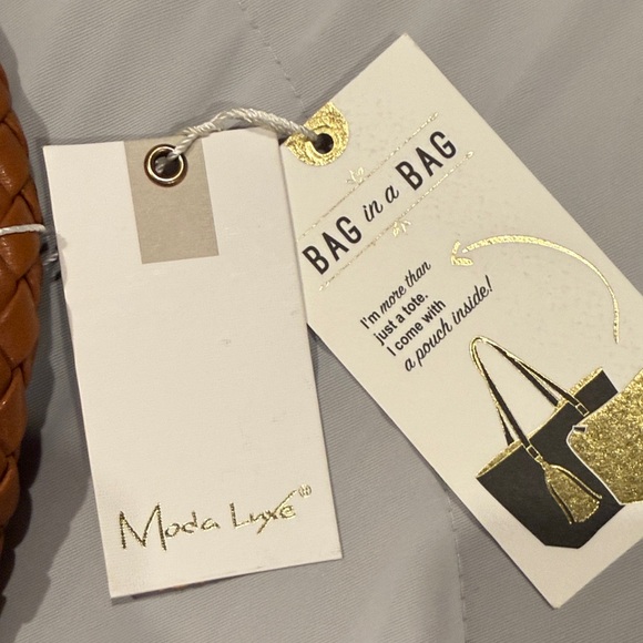 Moda Luxe Brand Woven Tan Shoulder Bag in Bag NWT - Picture 2 of 4